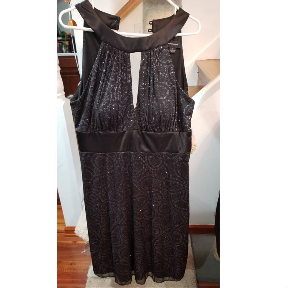 Women’s dress